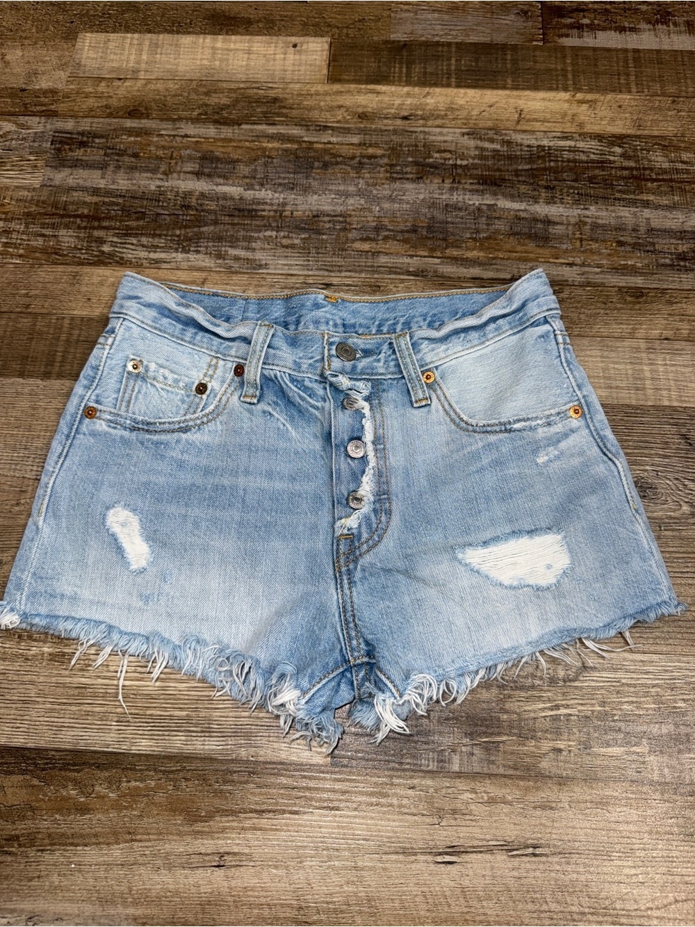 Levi’s 501 Original Distressed Denim Shorts Light Wash Button Fly Size 25